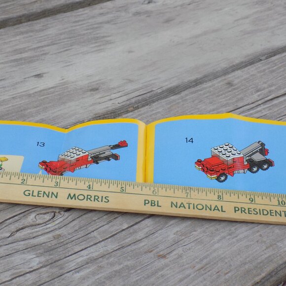 LEGO CREATOR BOOKLET - Picture 13 of 14